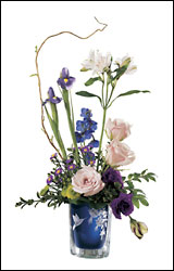 Crystal Hummingbird Vase Cottage Florist Lakeland Fl 33813 Premium Flowers lakeland